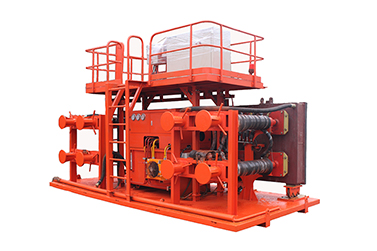 石墨電(dian)極碳化(huà)恒壓系(xi)統