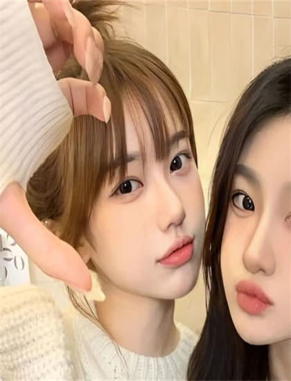 跪着的老師真教不出站着的學生_美女_吻胸視頻